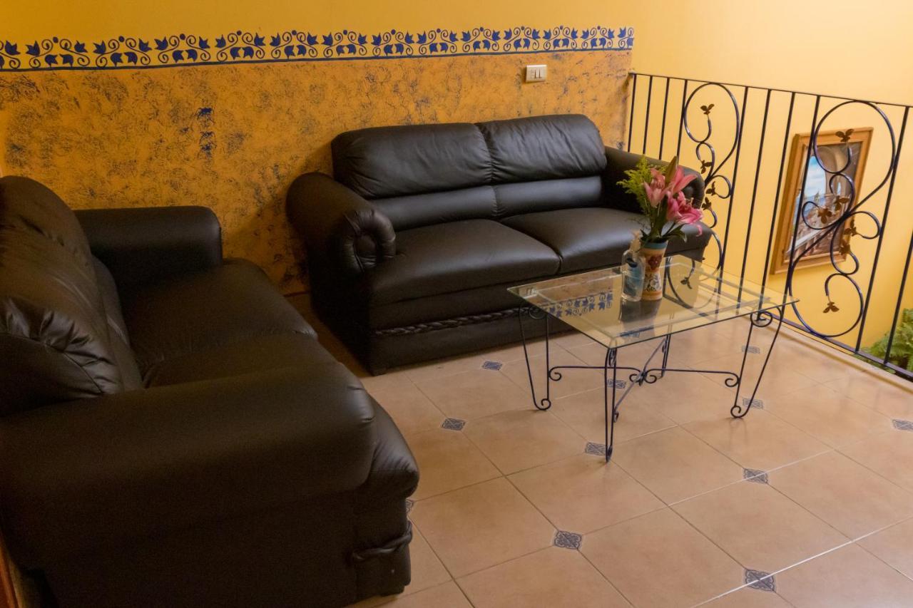 Hotel Del Parque Naolinco de Victoria Bagian luar foto